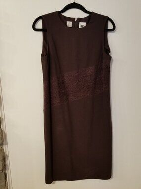 DKNY 100% Wool Chocolate Sheath Dress – Tonal Lace Detail – Like New – US 10